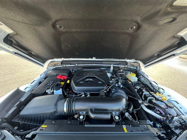 Photo of 2025 Bright White Clearcoat Jeep Wrangler