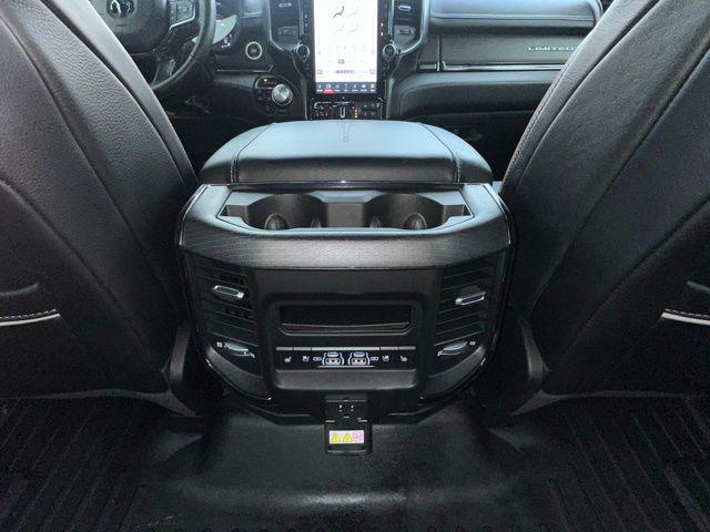 Photo of 2023 Diamond Black Crystal Pearlcoat RAM 1500