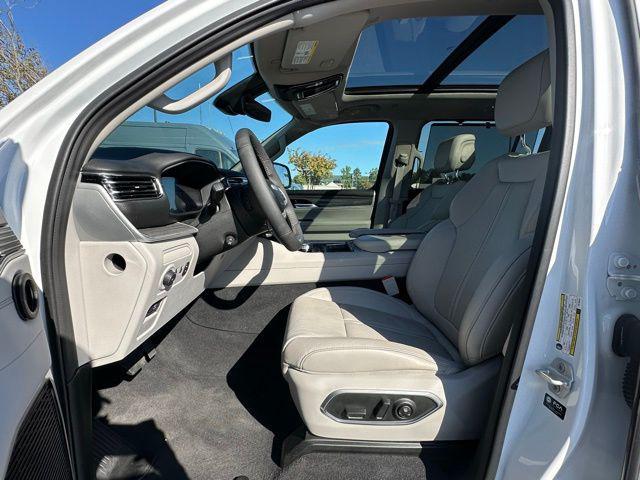 Photo of 2024 Bright White Jeep Wagoneer L