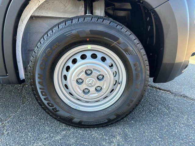 Photo of 2025 Bright White Clearcoat RAM ProMaster 2500