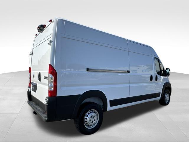Photo of 2025 Bright White Clearcoat RAM ProMaster 2500