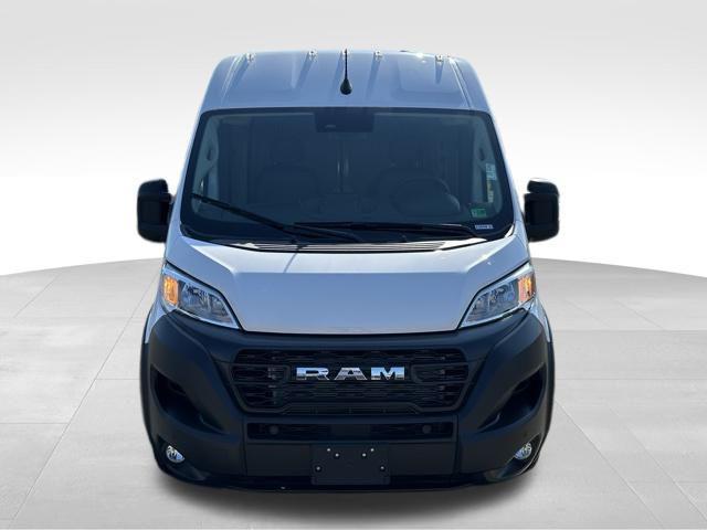 Photo of 2025 Bright White Clearcoat RAM ProMaster 2500