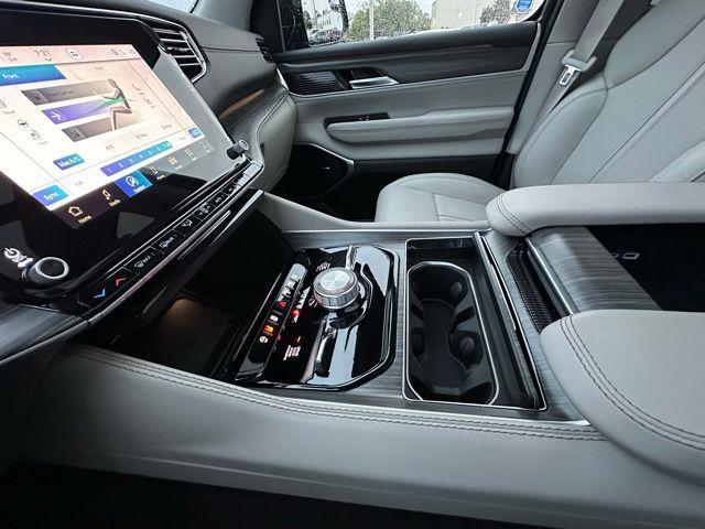 Photo of 2024 Velvet Red Pearlcoat Jeep Wagoneer