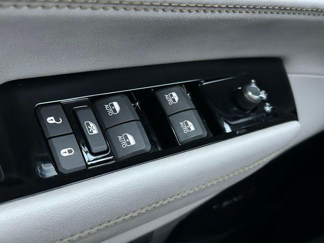 Photo of 2024 Velvet Red Pearlcoat Jeep Wagoneer