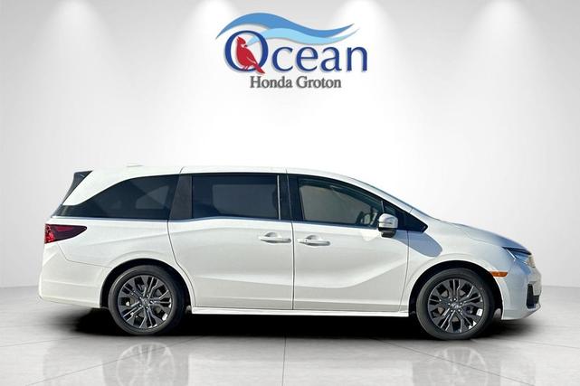 Photo of 2025 Platinum Honda Odyssey
