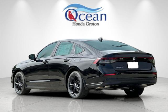 Photo of 2025 Crystal Black Pearl Honda Accord