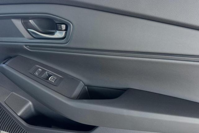 Photo of 2025 Crystal Black Pearl Honda Accord