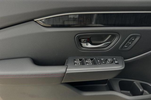 Photo of 2025 Crystal Black Pearl Honda Pilot