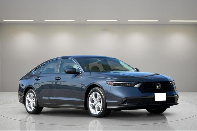 Photo of 2025 Meteorite Honda Accord