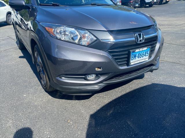 Photo of 2018 Modern Steel Metallic Honda HR-V