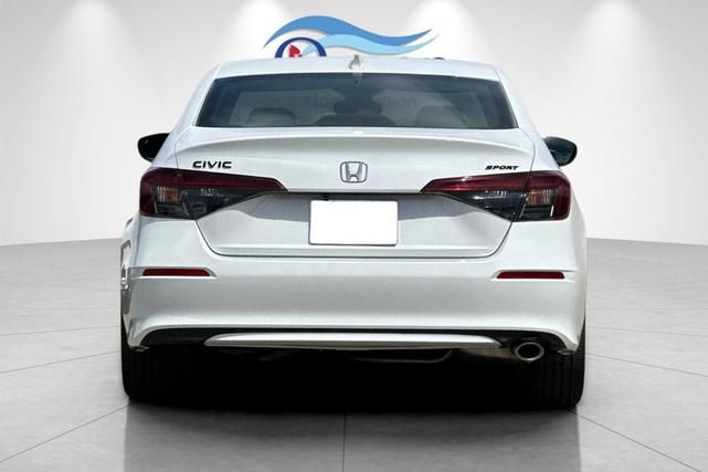 Photo of 2026 Platinum Honda Civic