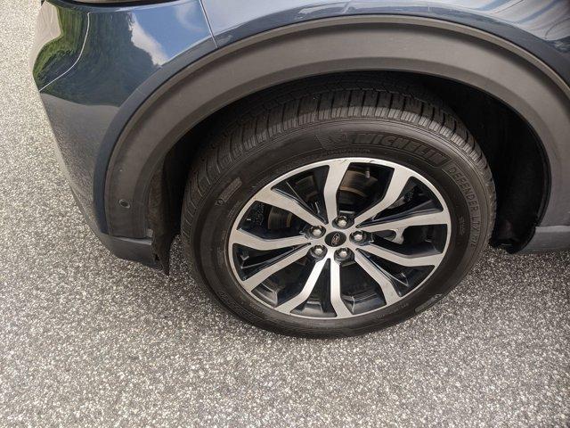 Photo of 2020 Blue Metallic Ford Explorer