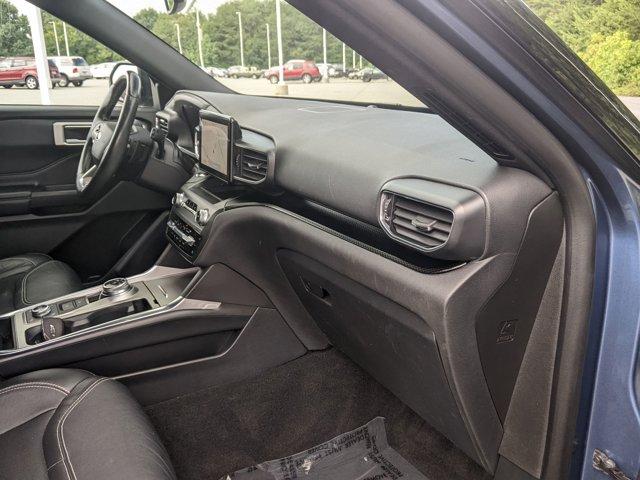 Photo of 2020 Blue Metallic Ford Explorer