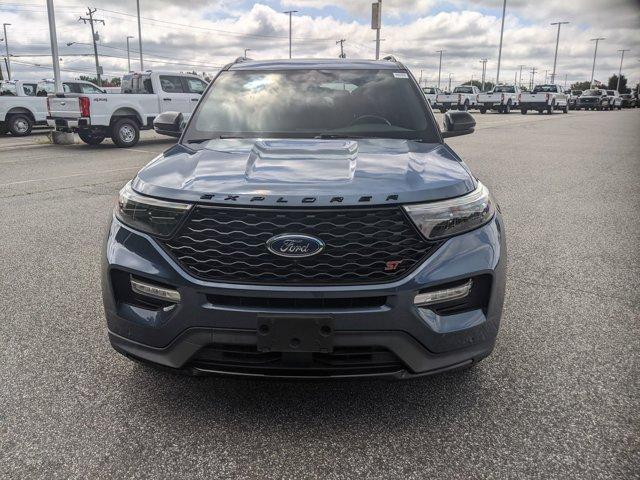 Photo of 2020 Blue Metallic Ford Explorer