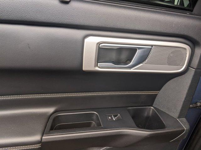 Photo of 2020 Blue Metallic Ford Explorer