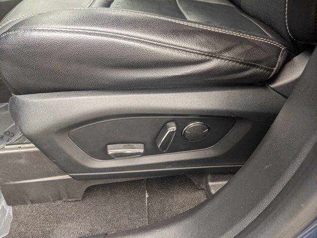 Photo of 2020 Blue Metallic Ford Explorer