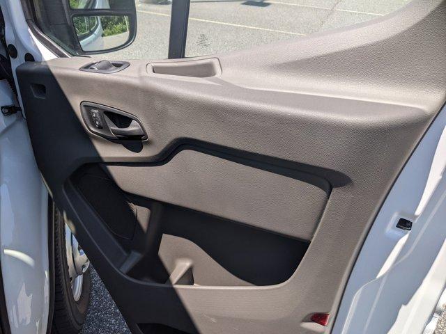 Photo of 2024 Oxford White Ford Transit-250