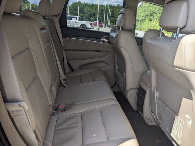 Photo of 2018 Bright White Clearcoat Jeep Grand Cherokee