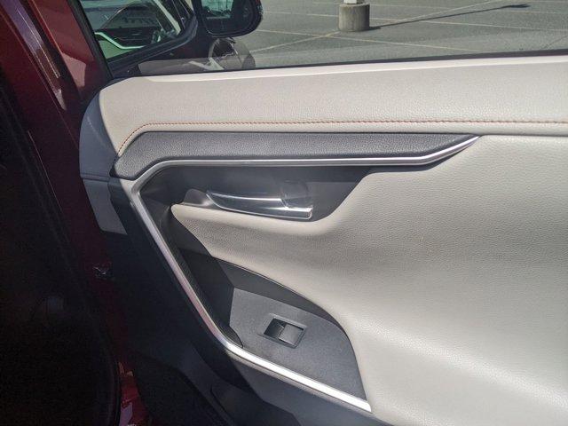 Photo of 2019 Ruby Flare Pearl Toyota RAV4