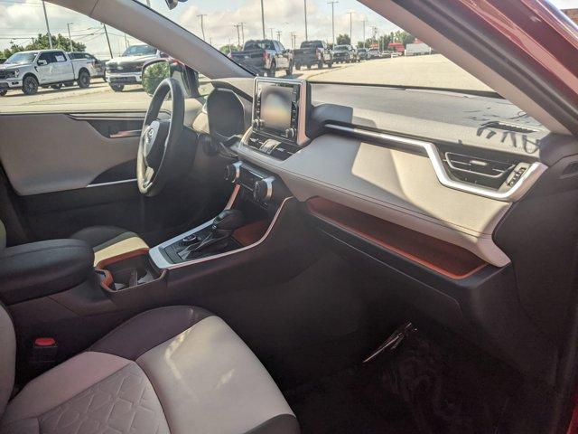 Photo of 2019 Ruby Flare Pearl Toyota RAV4