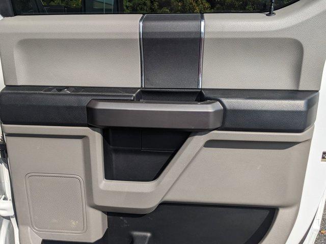 Photo of 2021 Oxford White Ford F-350