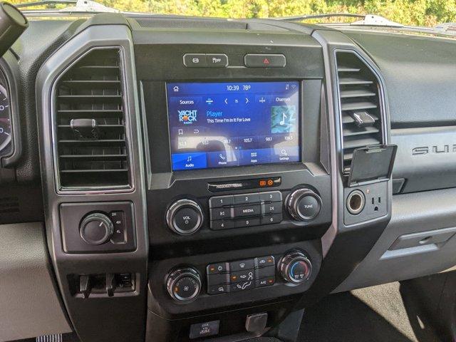 Photo of 2021 Oxford White Ford F-350
