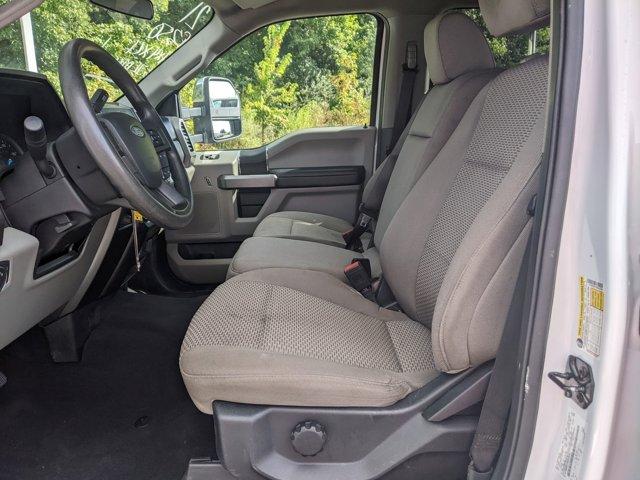 Photo of 2021 Oxford White Ford F-350