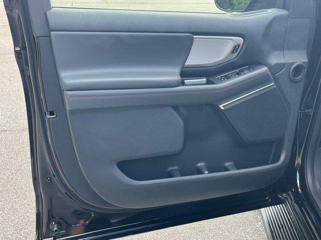 Photo of 2025 Agate Black Metallic Ford Expedition