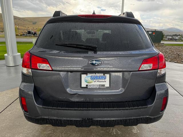 Photo of 2014 Carbide Gray Metallic Subaru Outback