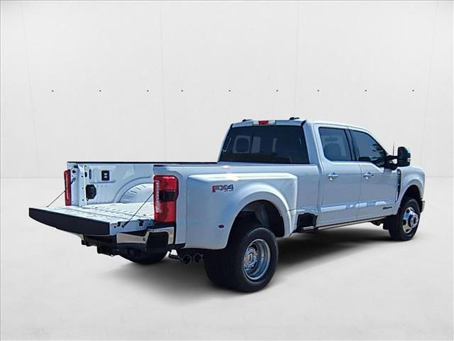 Photo of 2025 Star White Metallic Tri-Coat Ford F-350