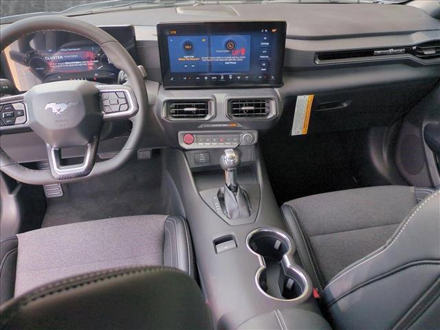 Photo of 2025 Oxford White Ford Mustang