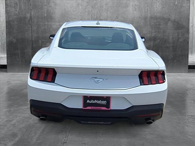 Photo of 2025 Oxford White Ford Mustang