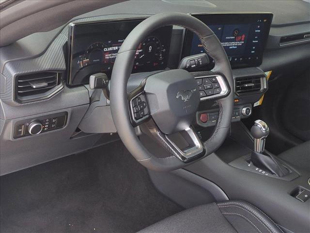 Photo of 2025 Oxford White Ford Mustang