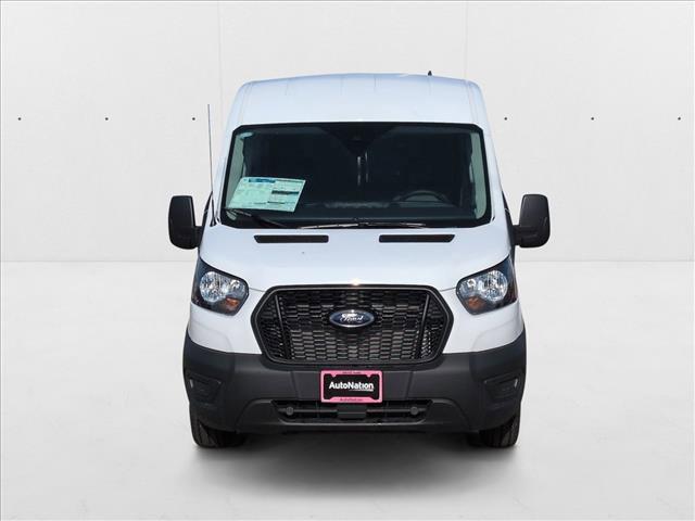 Photo of 2025 Oxford White Ford Transit-250