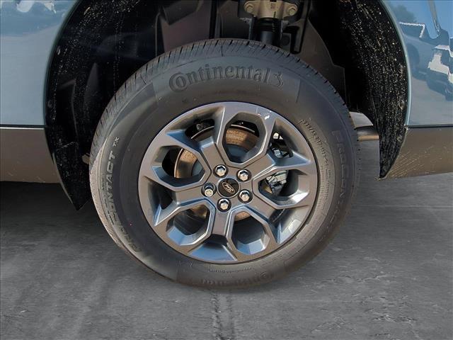 Photo of 2025 Azure Gray Metallic Tri-Coat Ford Maverick