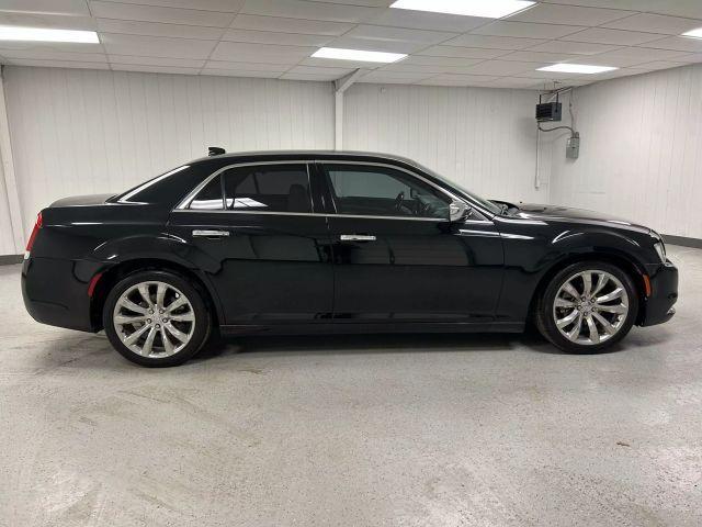 2018 Chrysler 300