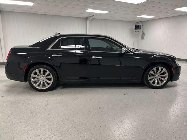 2018 Chrysler 300