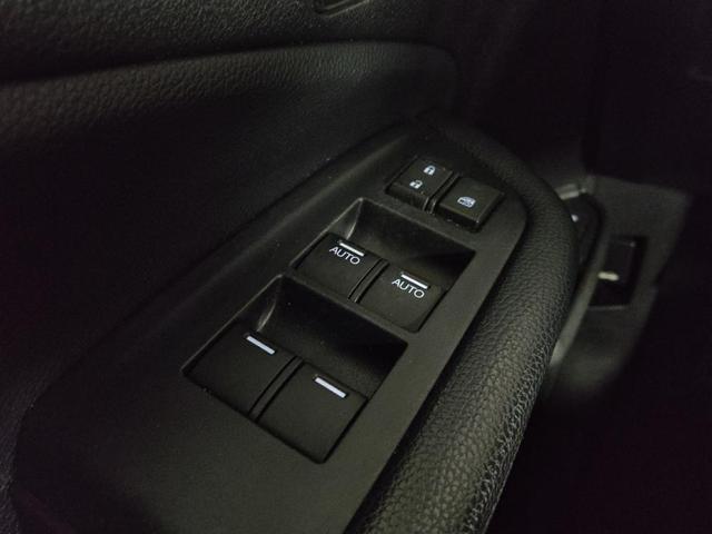 Photo of 2020 Black Forest Pearl Honda Passport