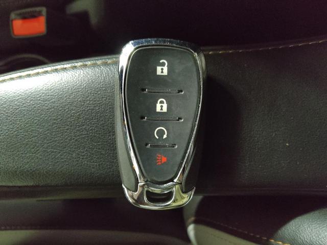 Photo of 2020 Mosaic Black Metallic Chevrolet Trax