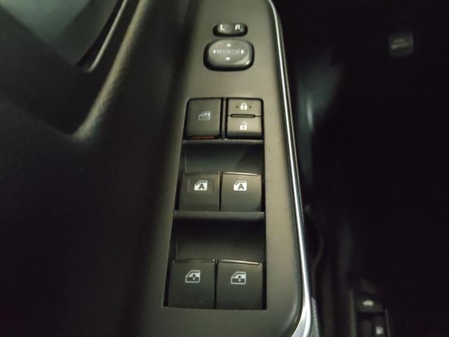 Photo of 2017 Midnight Black Metallic Toyota Camry