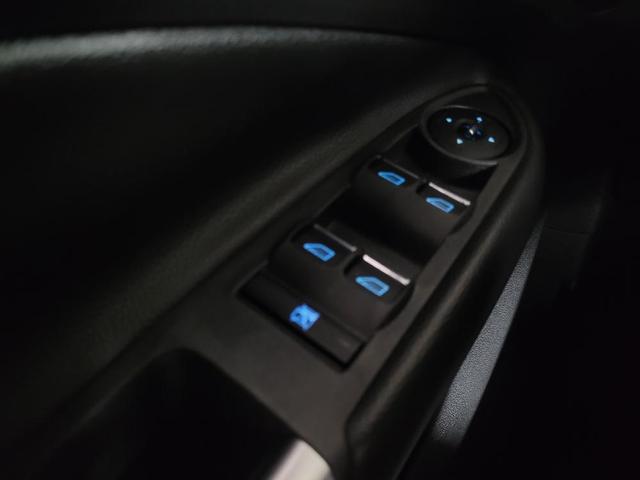 Photo of 2013 Tuxedo Black Ford Escape