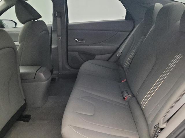Photo of 2021 Phantom Black Hyundai ELANTRA