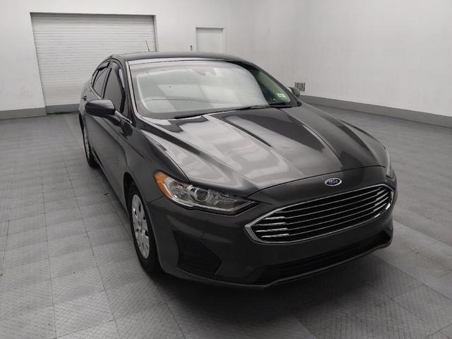Photo of 2019 Magnetic Metallic Ford Fusion