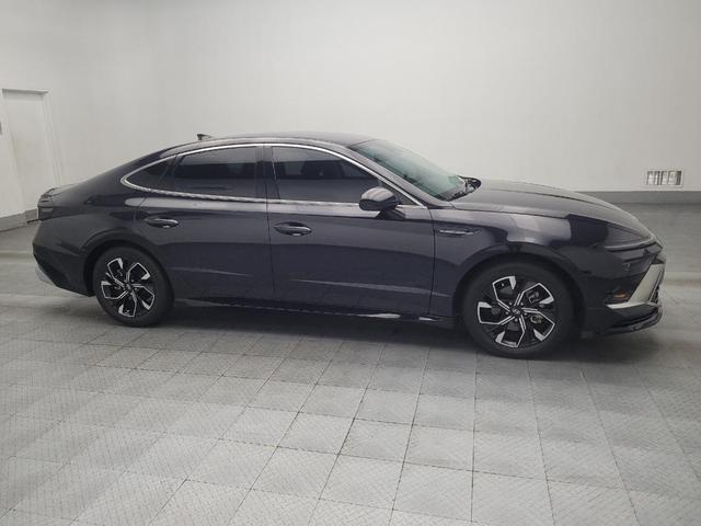 Photo of 2024 Carbon Blue Hyundai SONATA