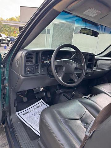 Photo of 2007 Woodland Green GMC Sierra 2500