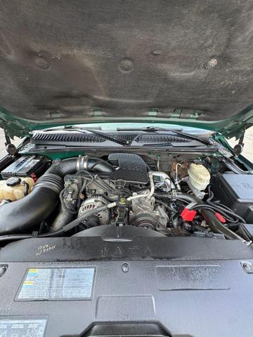 Photo of 2007 Woodland Green GMC Sierra 2500