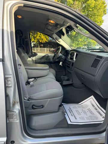 Photo of 2007 Bright Silver Metallic Clearcoat Dodge Ram 1500