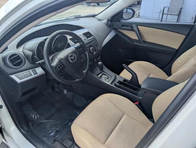 Photo of 2012 Crystal White Pearl Mica Mazda Mazda3
