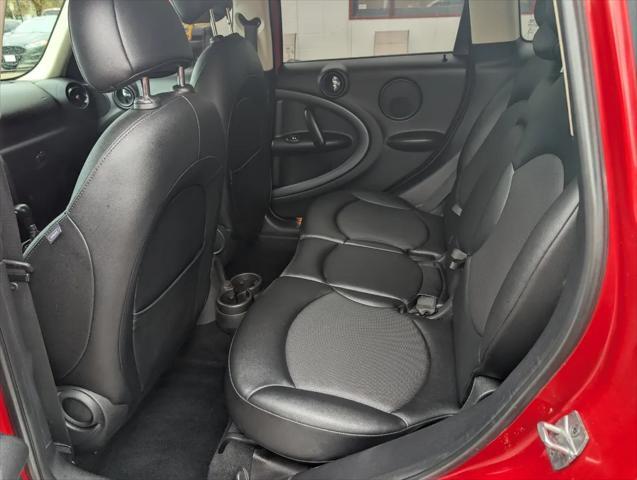 Photo of 2015 Red MINI Countryman