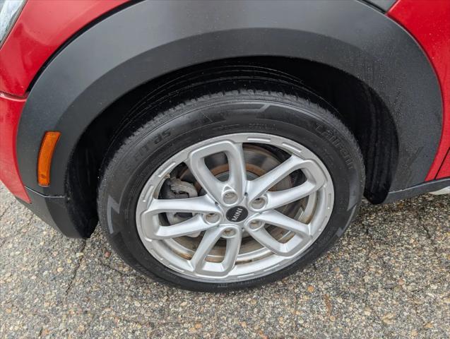 Photo of 2015 Red MINI Countryman